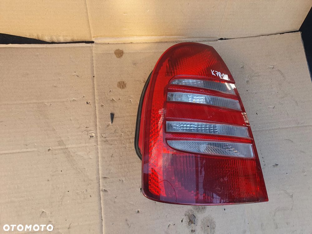 * LAMPA TYLNA LEWA TYŁ LEWO SKODA SUPERB 1 - 3