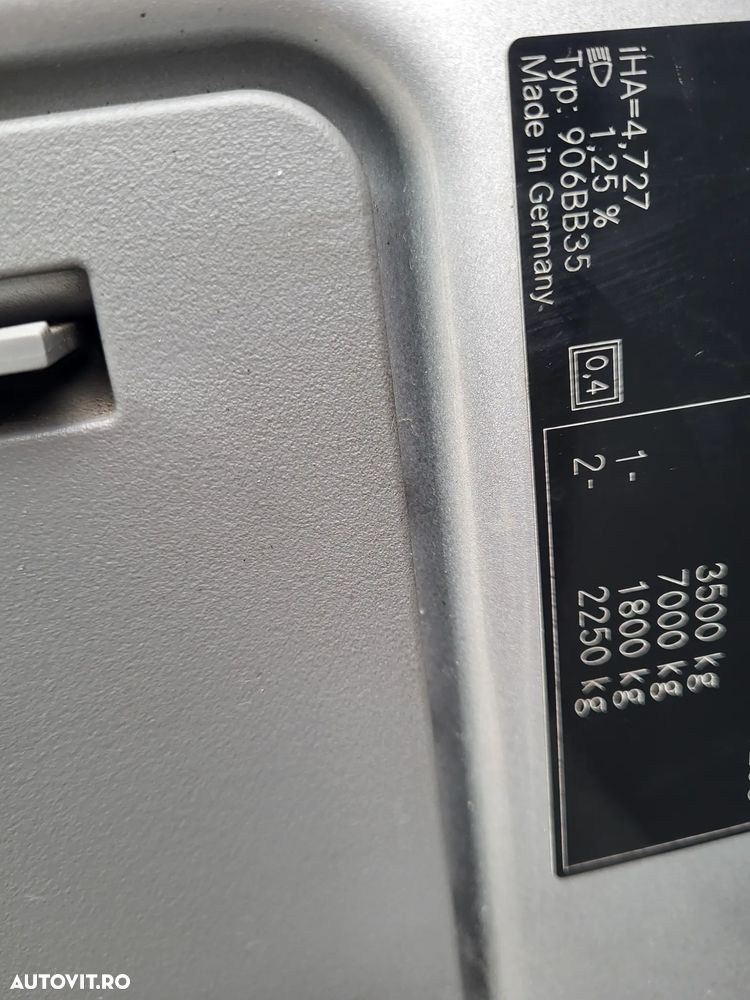 Mercedes-Benz Sprinter - 16