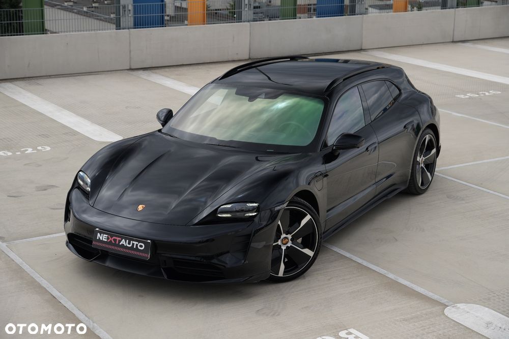 Porsche Taycan Turbo - 2