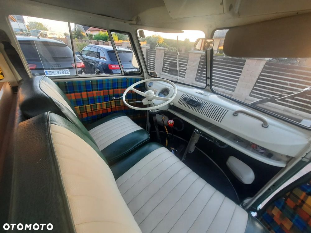 Volkswagen Transporter - 9