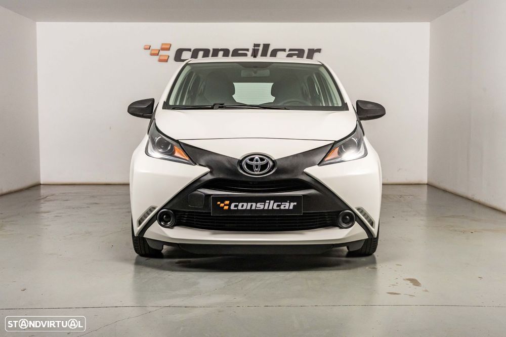 Toyota Aygo 1.0 X-Clusiv - 3