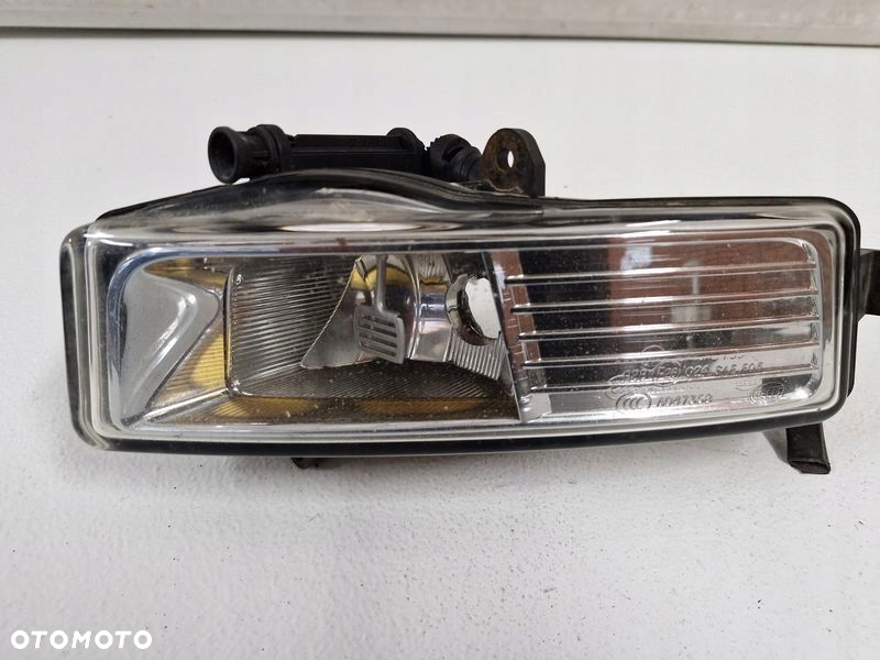 AUDI A6 C6 LIFT HALOGEN PRAWY LAMPA PRZECIWMGIELNA PRAWA - 2