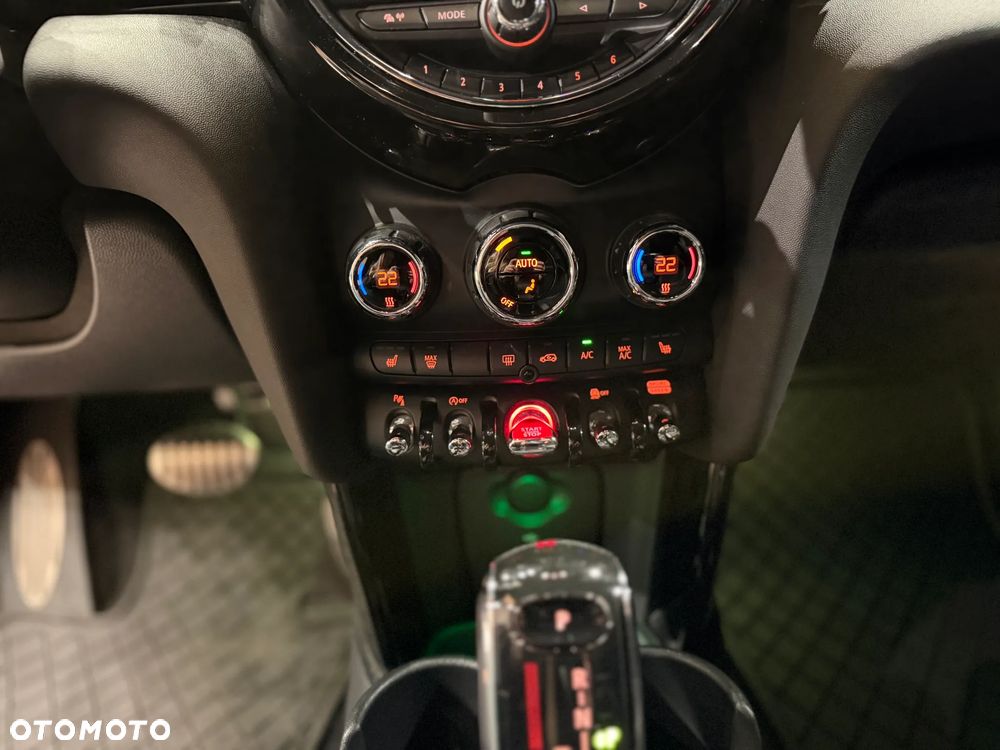 MINI John Cooper Works - 12