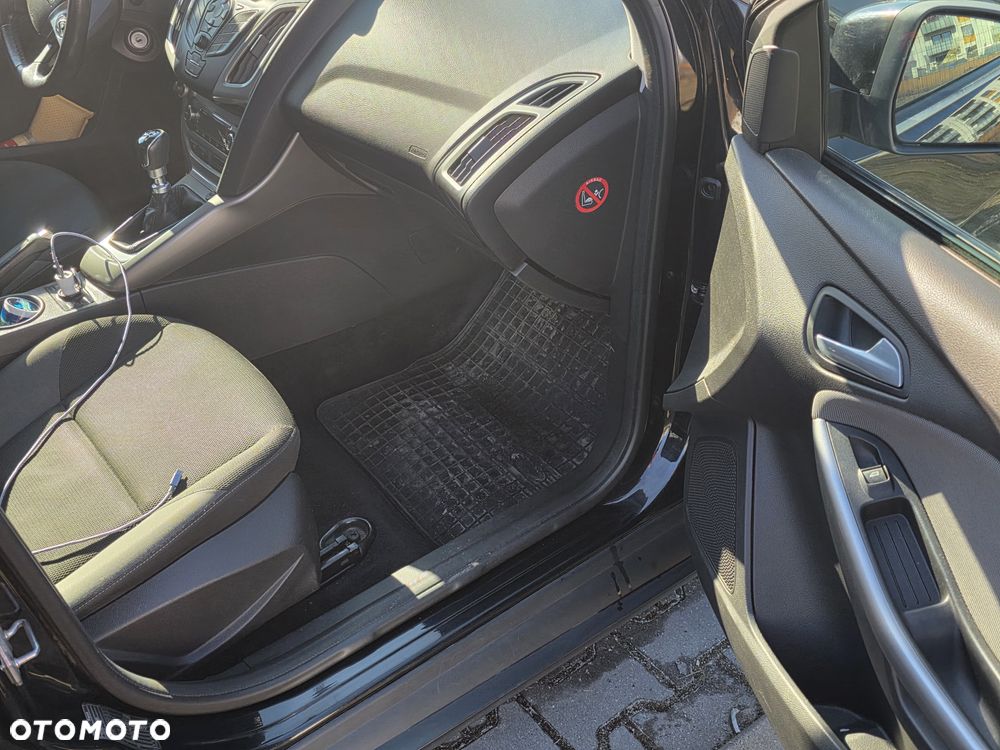 Ford Focus 1.6 TDCi Edition - 4