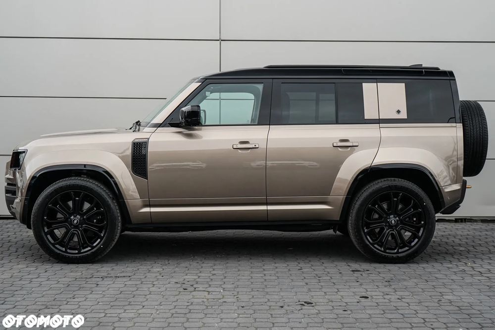 Land Rover Defender 110 P635 OCTA - 2