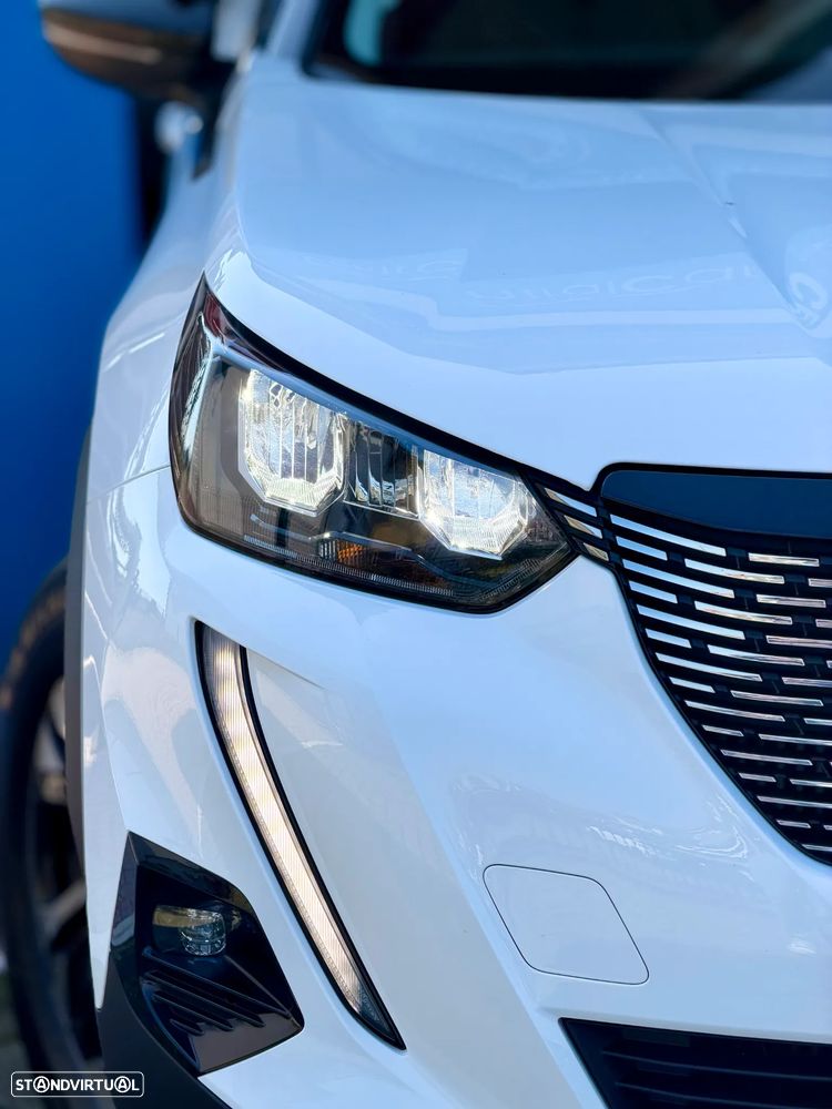 Peugeot 2008 1.2 PureTech Allure - 28