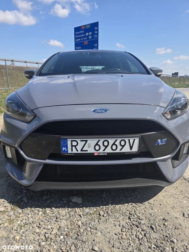 Ford Focus 2.3 EcoBoost RS - 11