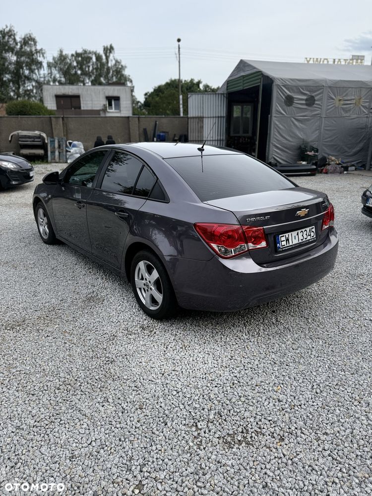 Chevrolet Cruze - 6
