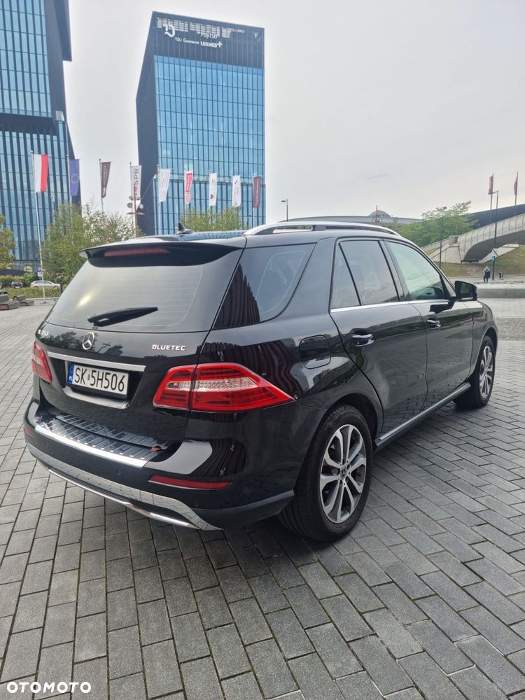 Mercedes-Benz ML 350 BlueTEC 4MATIC 7G-TRONIC - 7
