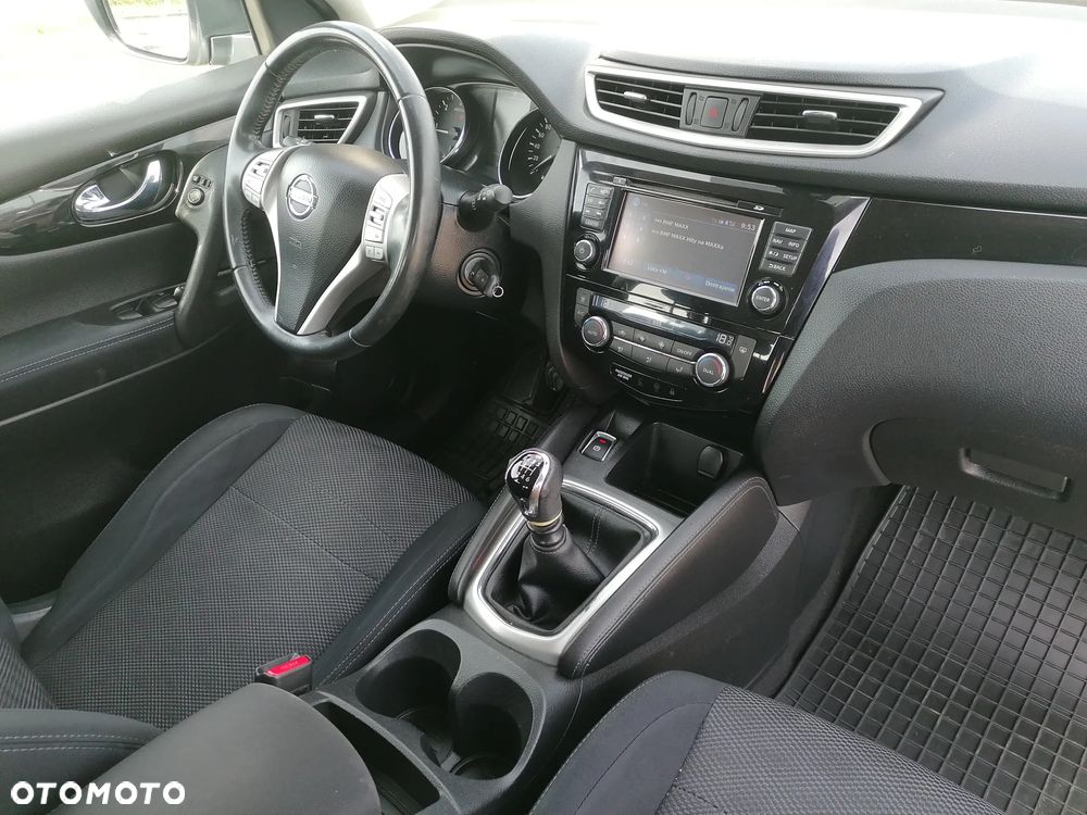 Nissan Qashqai 1.6 DCi Acenta EU6 - 23