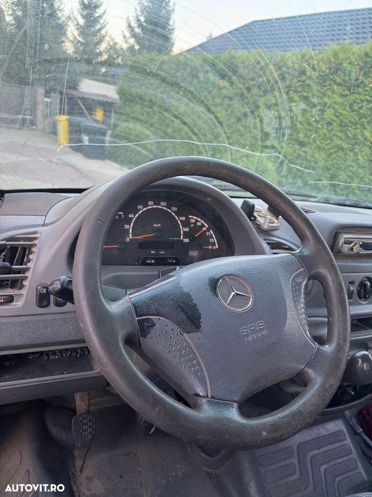 Mercedes-Benz Sprinter 208 Doka - 9