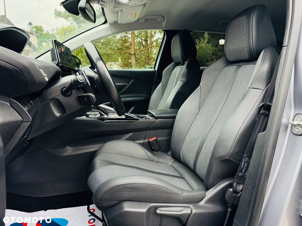 Peugeot 3008 BlueHDi 130 Stop & Start EAT8 Allure Pack - 27