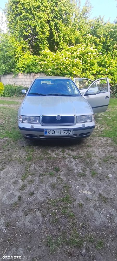 Skoda Octavia 1.8T Elegance - 1