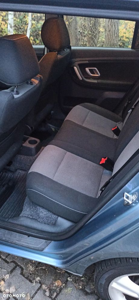 Skoda Fabia 1.4 16V Sport - 10