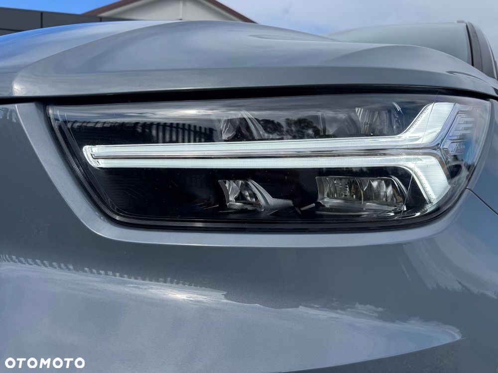 Volvo XC 40 T2 Core - 15