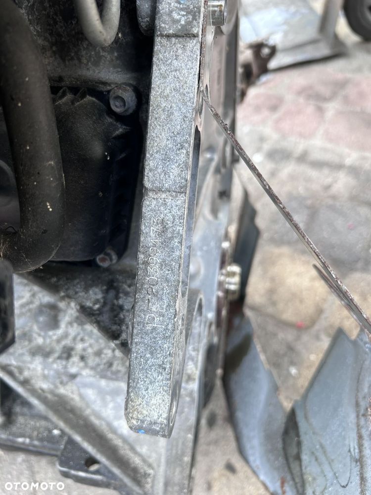 Silnik Mazda 2.0 benzyna PE, PE01 - 8