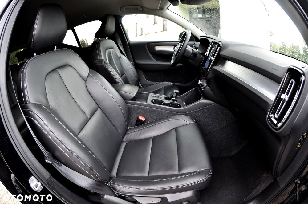 Volvo XC 40 - 19