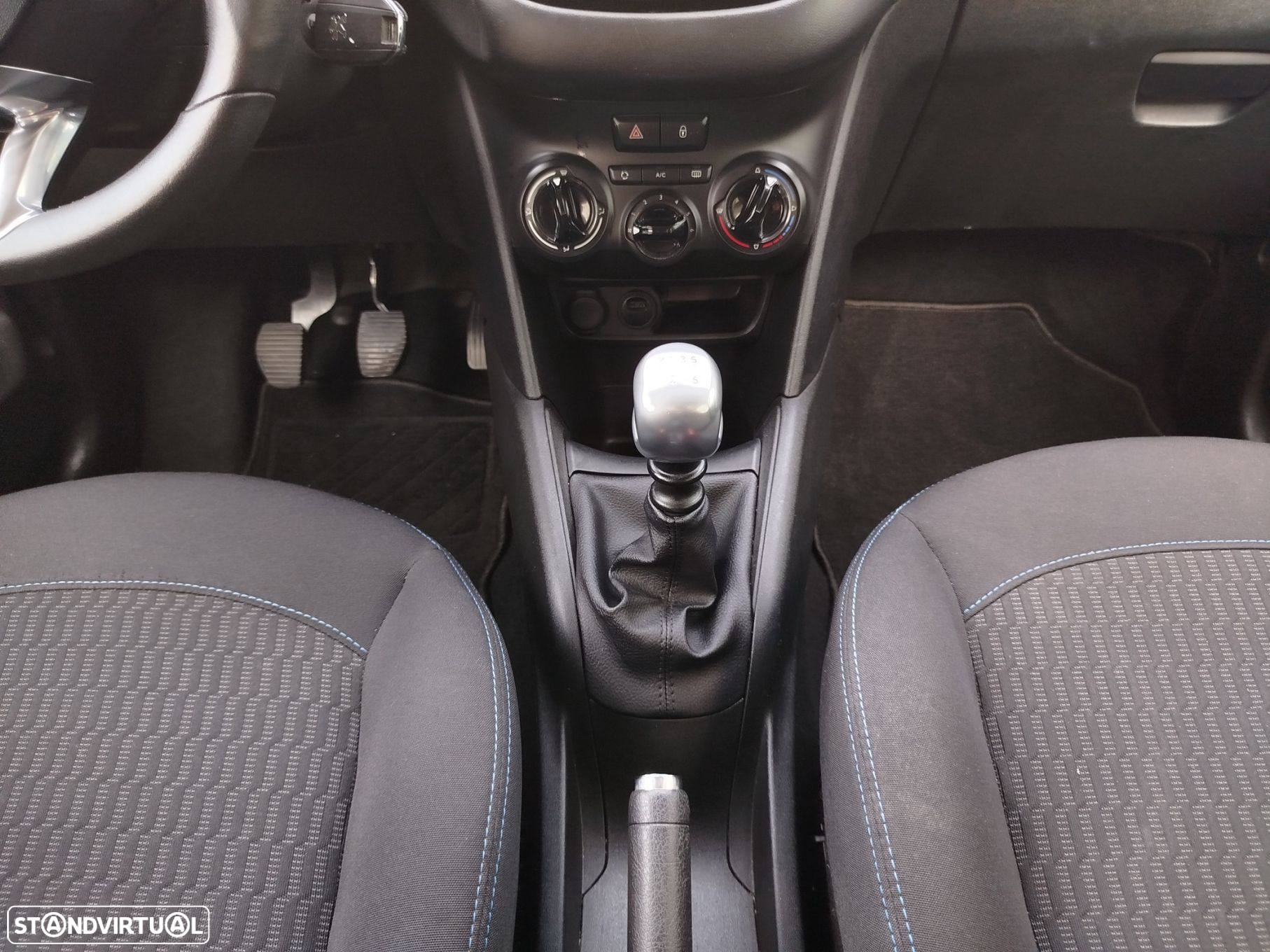 Peugeot 208 1.5 BlueHDi Signature - 22