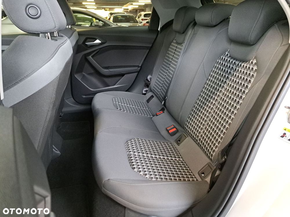 Audi A1 Sportback - 12