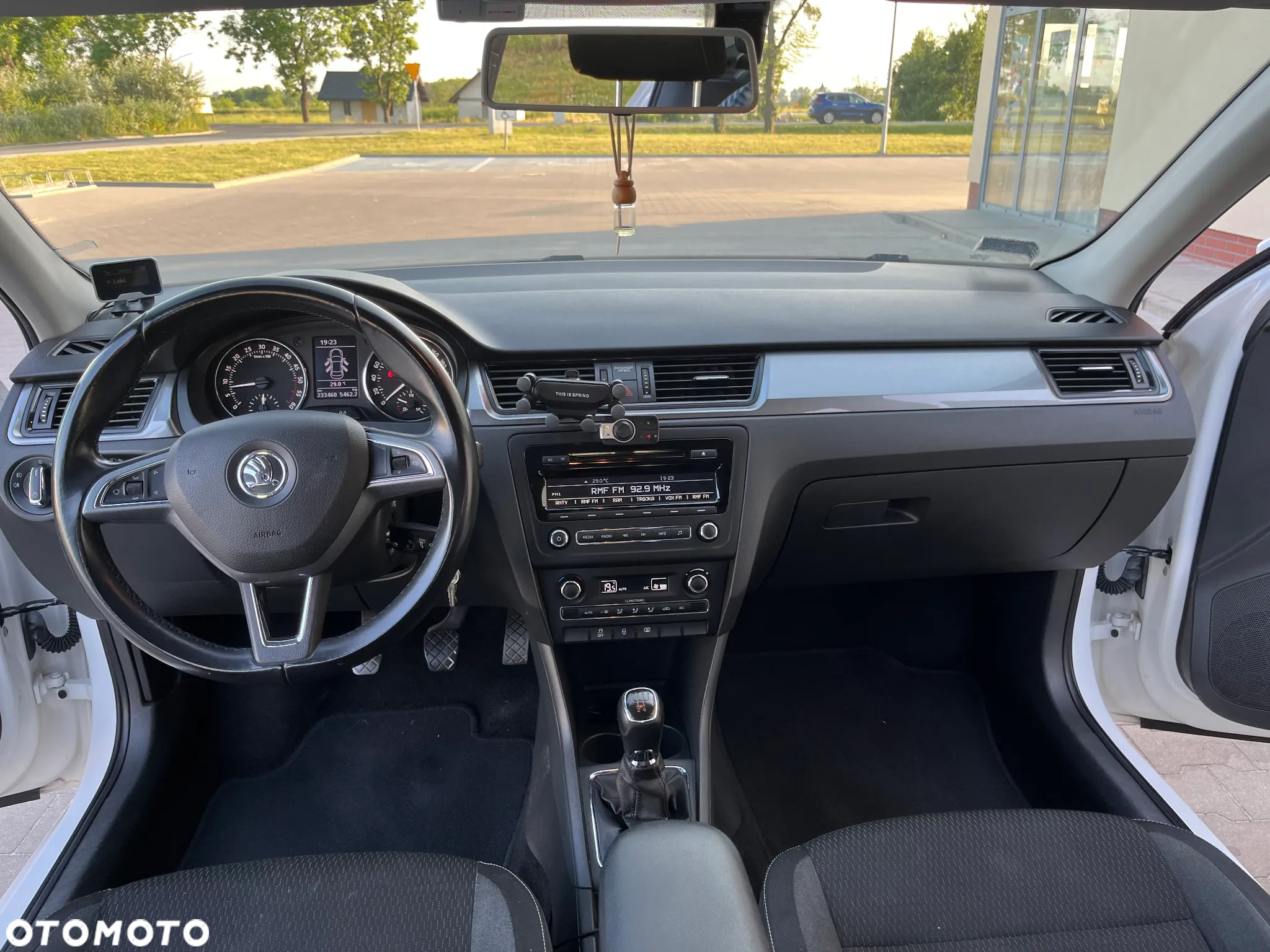 Skoda RAPID 1.6 TDI DPF Ambition Max - 15