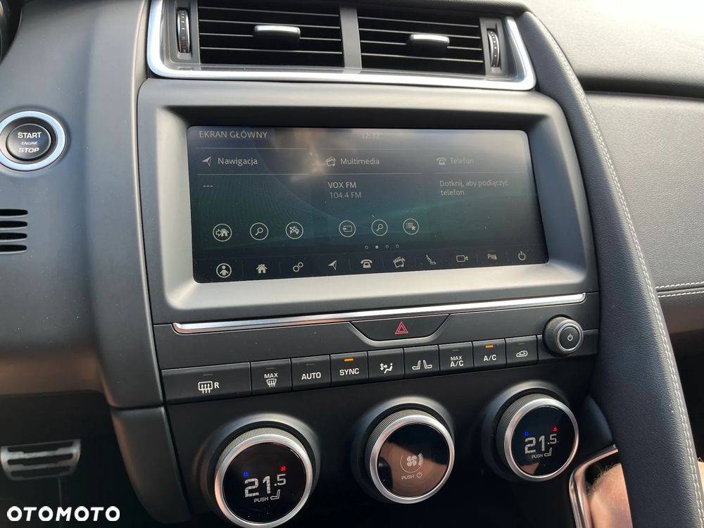 Jaguar E-Pace 2.0 i4D AWD R-Dynamic - 26