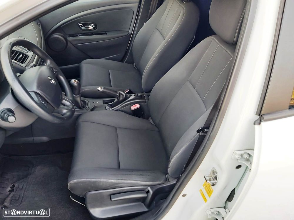 Renault Mégane 1.5 dCi Confort - 22