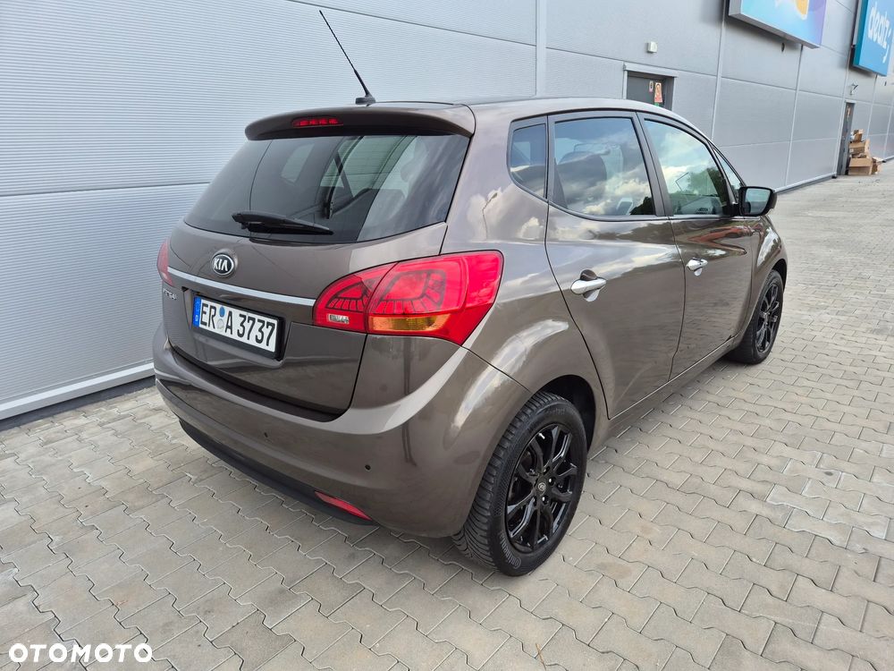 Kia Venga 1.4 CVVT Dream Team Edition - 6