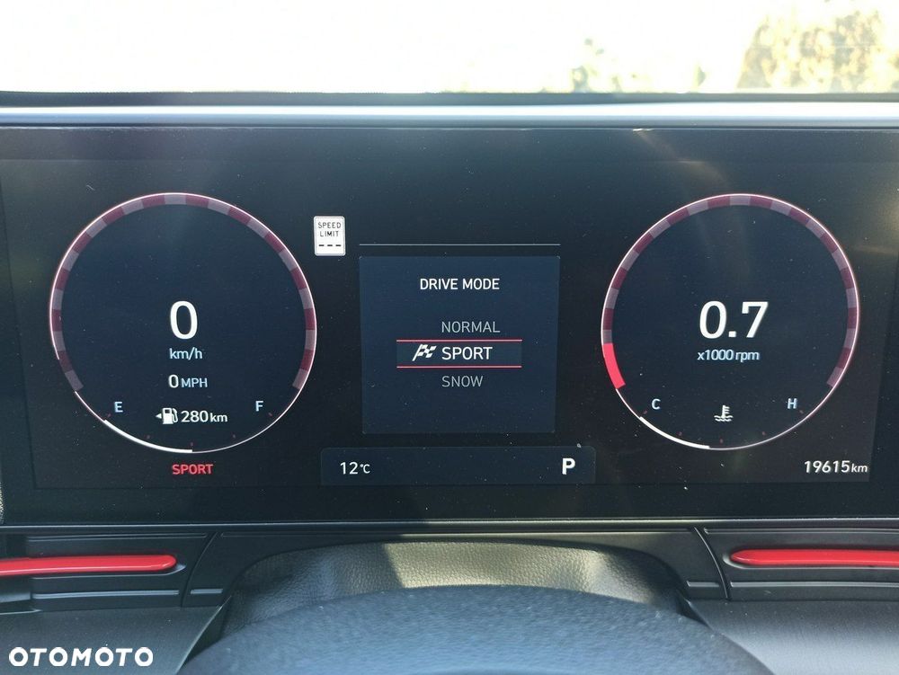 Hyundai Kona - 39