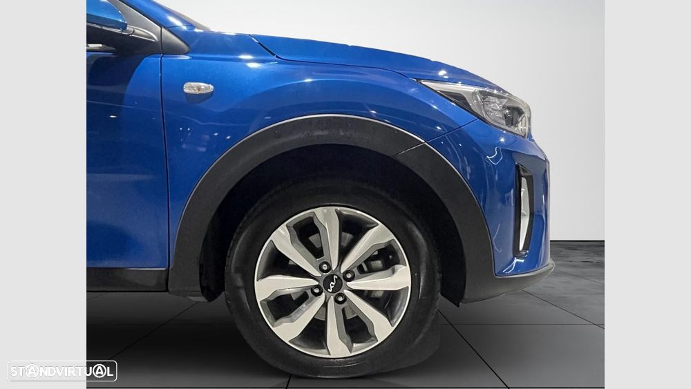Kia Stonic 1.2 MPi Dynamic — fotografia 16
