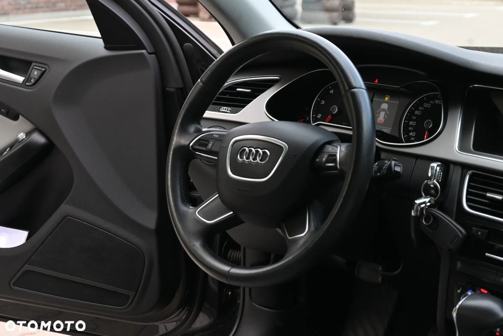 Audi A4 Avant 2.0 TFSI quattro S tronic S line Sportpaket - 27
