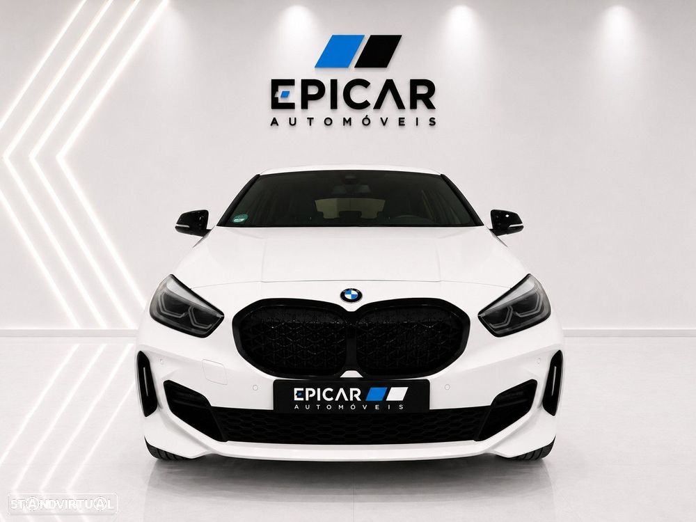 BMW 118 i Pack M - 1