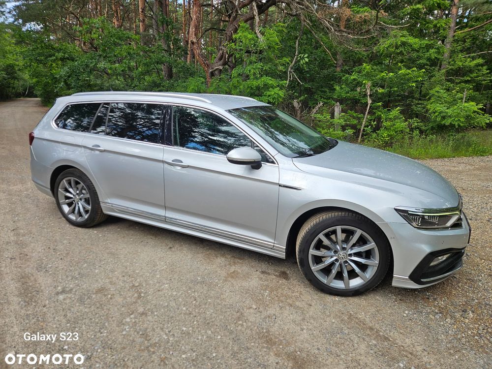 Volkswagen Passat 2.0 TDI SCR DSG 4Motion Elegance - 4
