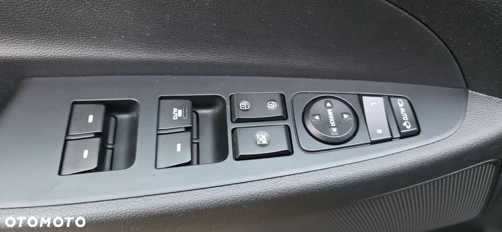 Hyundai Tucson blue 1.6 GDi 2WD Advantage - 25