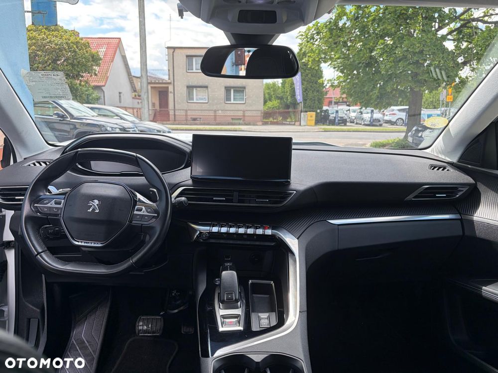 Peugeot 5008 - 17
