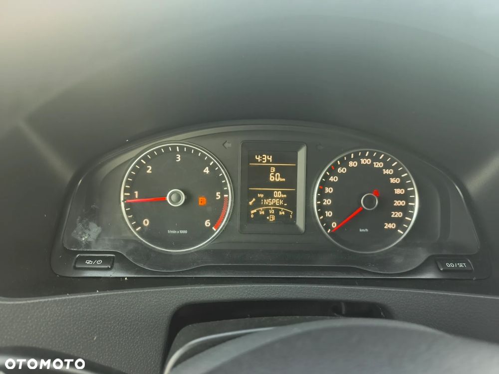 Volkswagen Transporter - 38