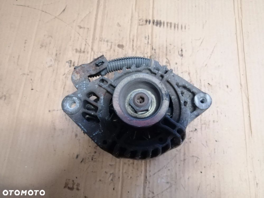 Citroen C1 Peugeot 107 Toyota Aygo 1.0 alternator Denso 27060-0Q130 - 5