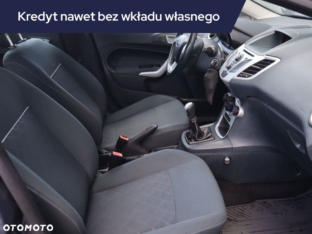 Ford Fiesta - 11