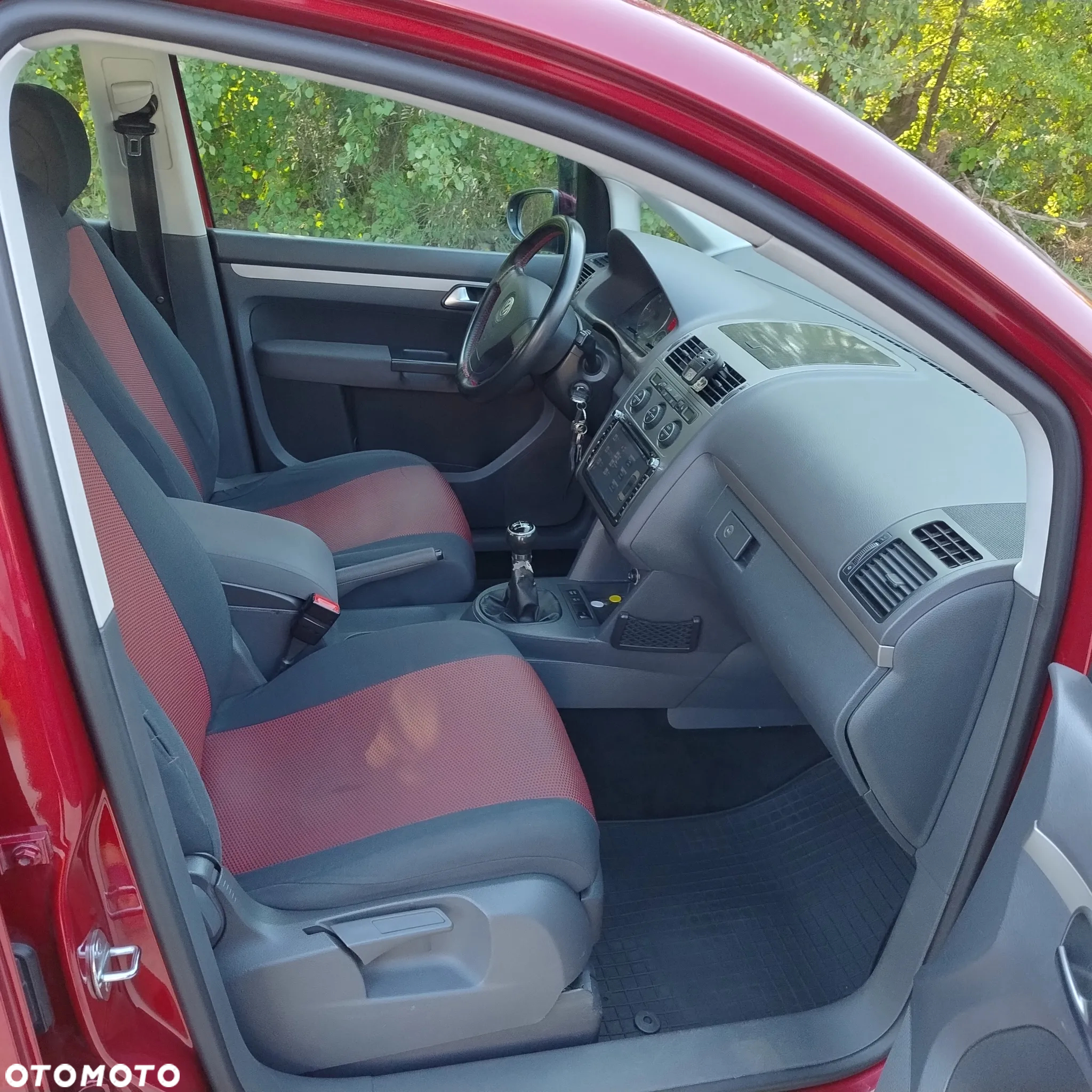 Volkswagen Touran 1.9 TDI DPF Blue Motion Freestyle - 9