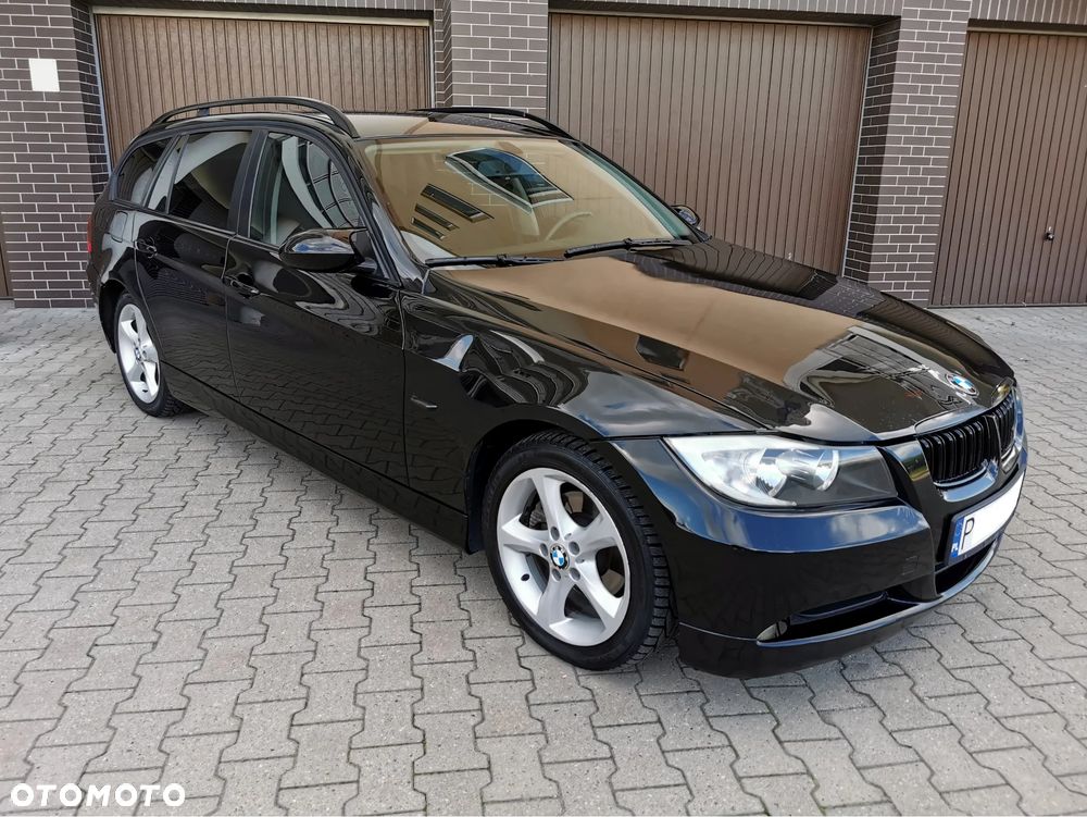 BMW Seria 3 318d - 22