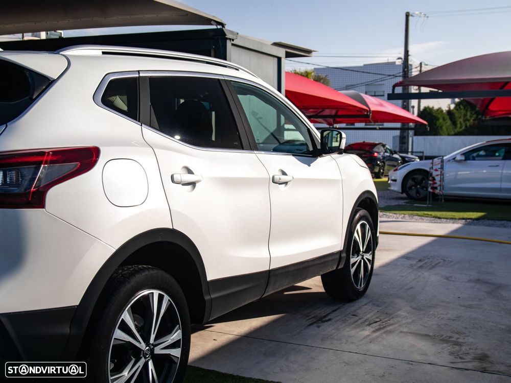 Nissan Qashqai 1.5 dCi N-Connecta J18 - 6