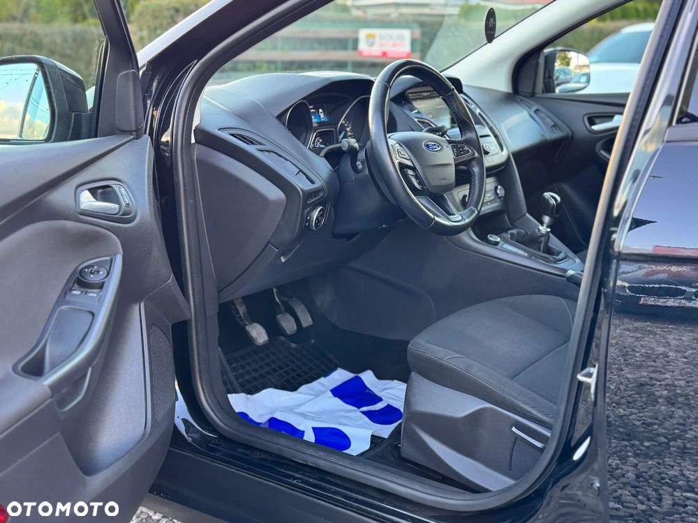 Ford Focus 1.5 TDCi Trend - 13