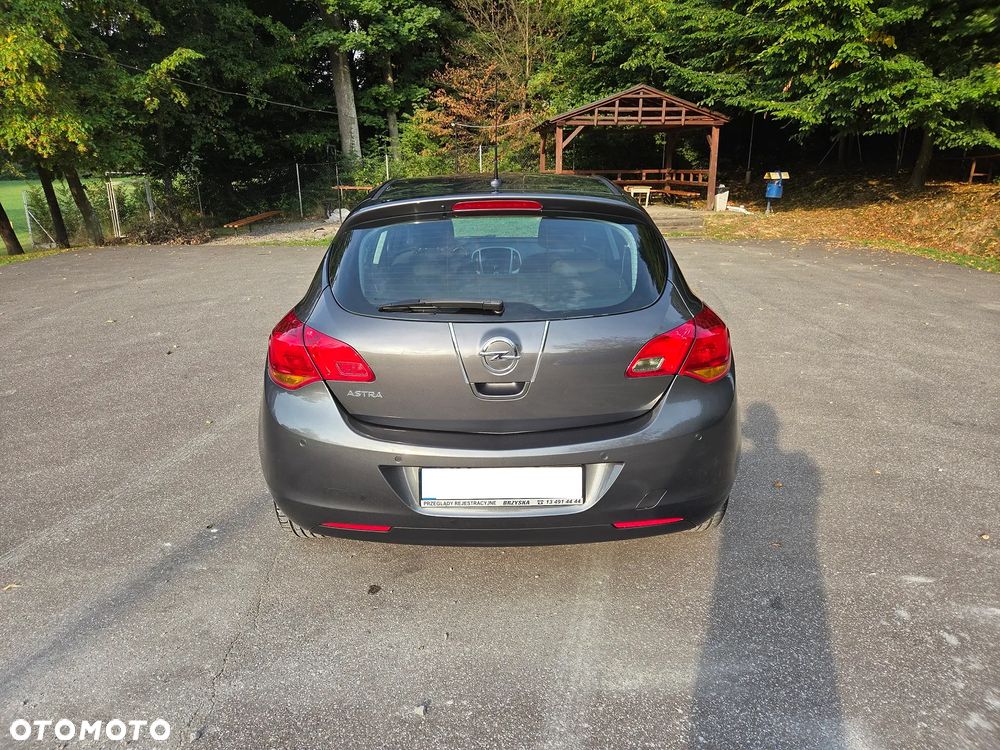 Opel Astra 1.6 Exklusiv - 5