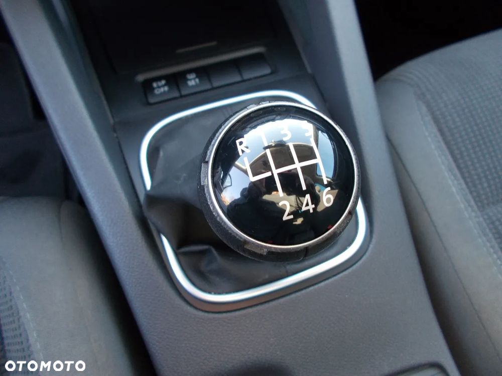 Volkswagen Jetta 1.4 TSI Comfortline - 23