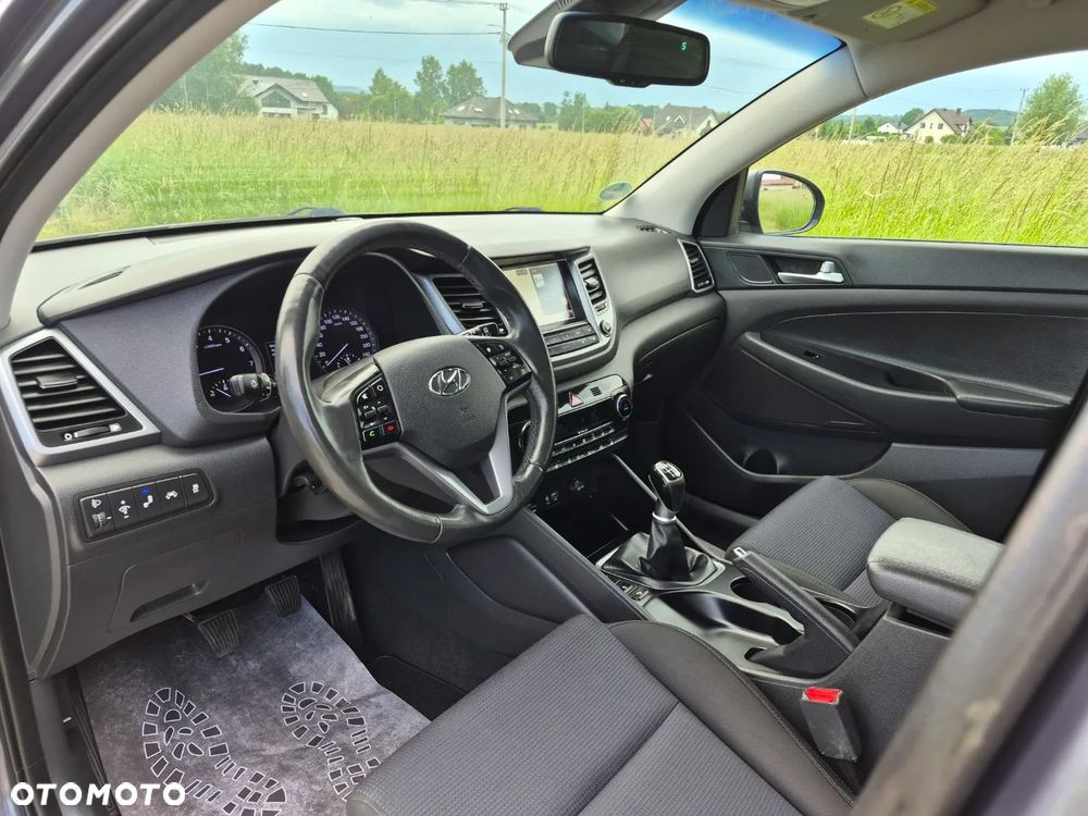 Hyundai Tucson blue 1.6 GDi 2WD Navi - 13
