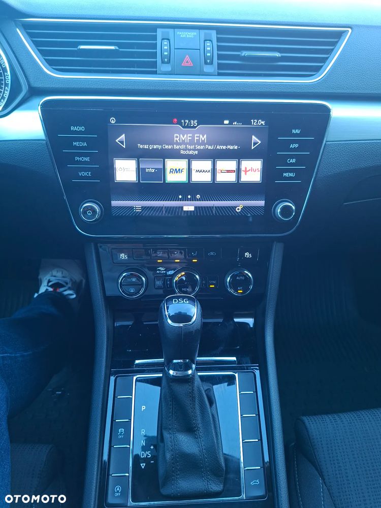 Skoda Superb 2.0 TDI SCR Style DSG - 16
