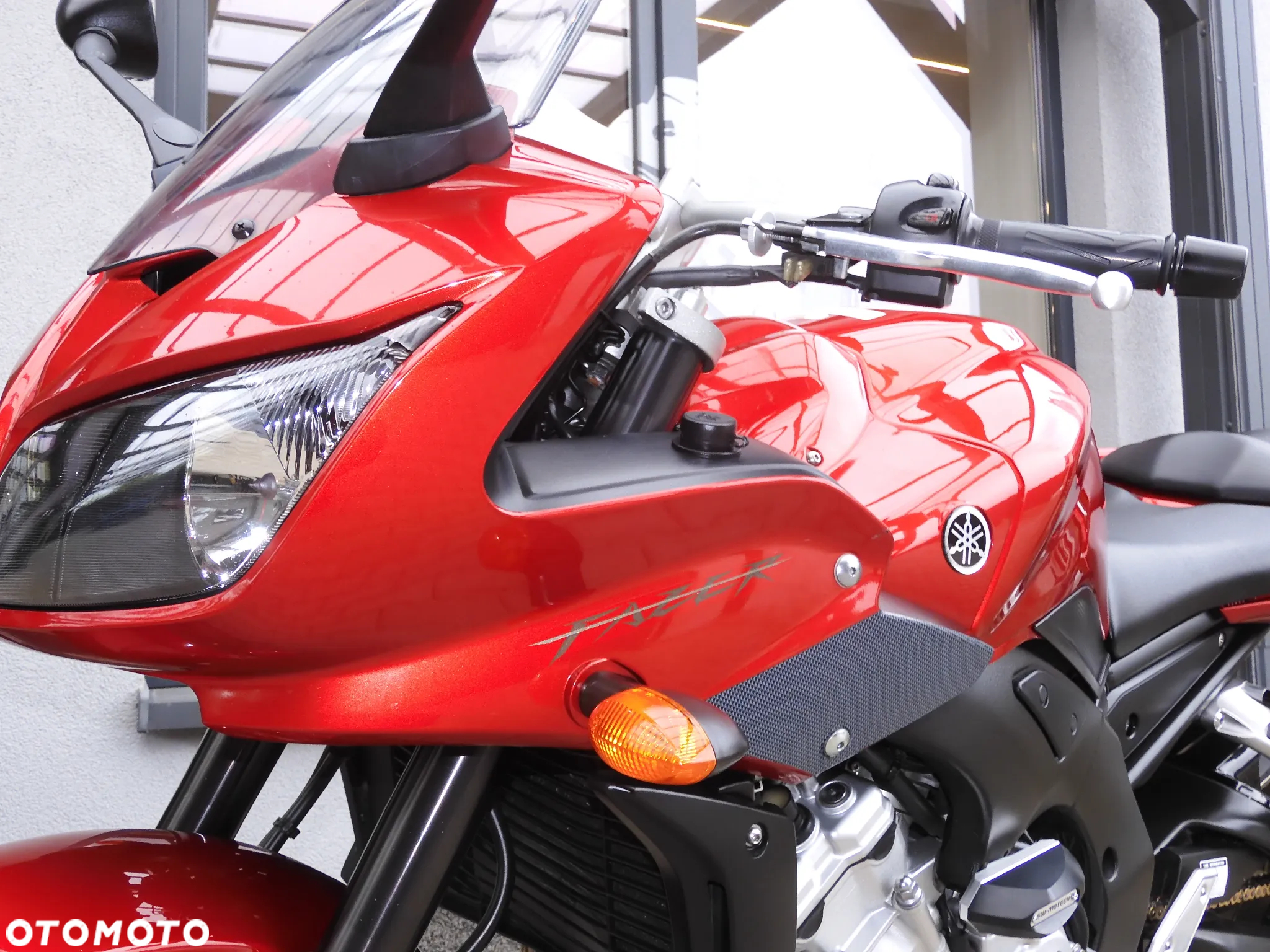 Yamaha FZ - 21