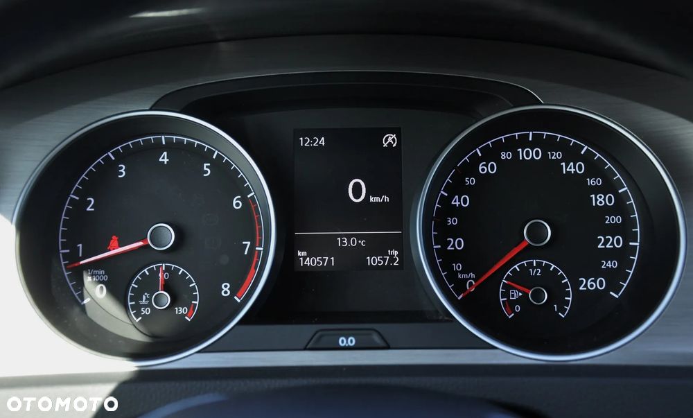 Volkswagen Golf 1.4 TSI BMT Comfortline - 29