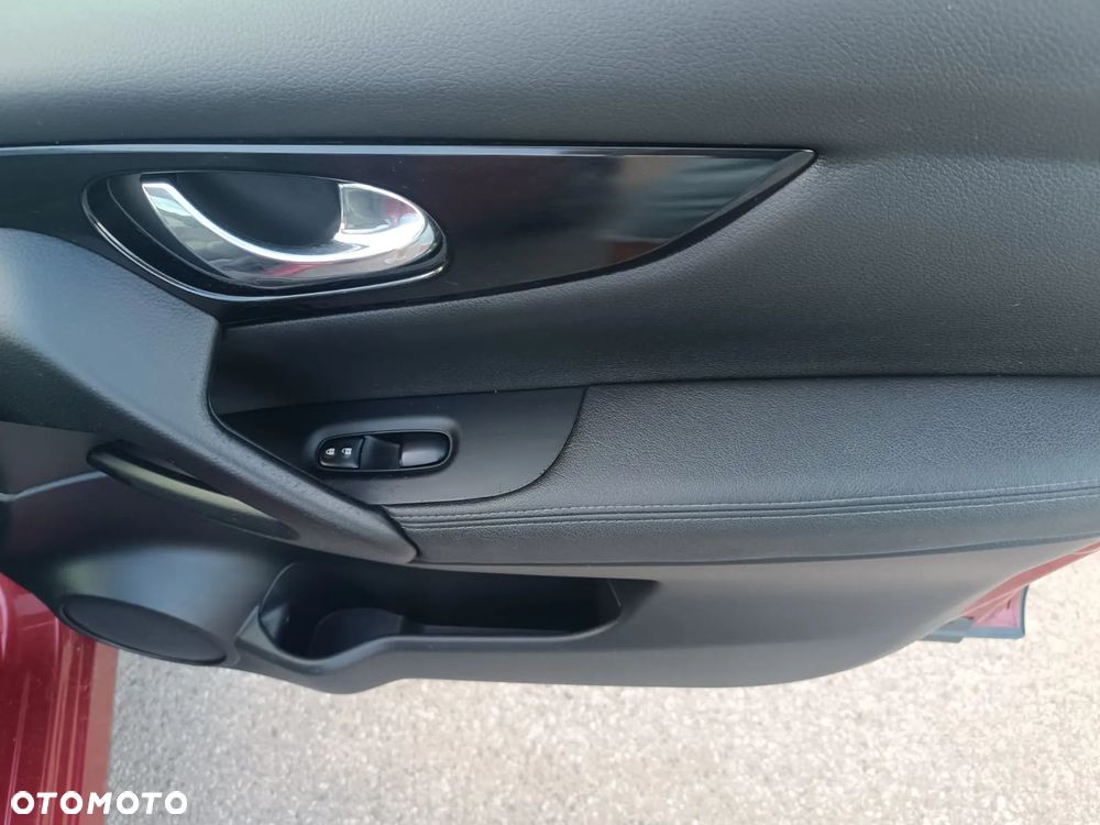 Nissan Qashqai 1.2 DIG-T TEKNA+ - 22