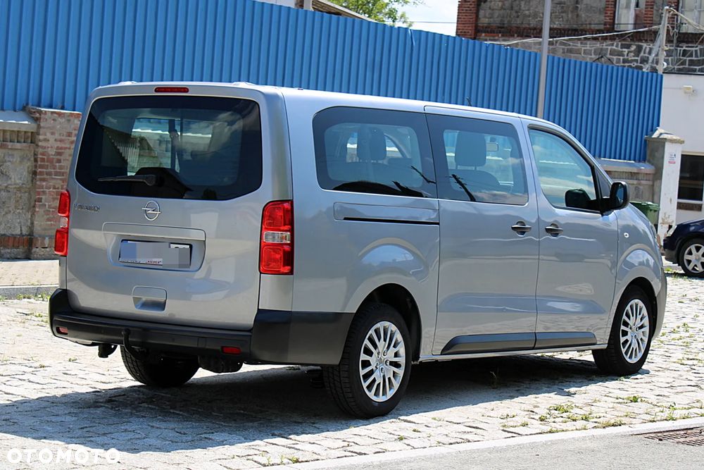 Opel Vivaro - 11