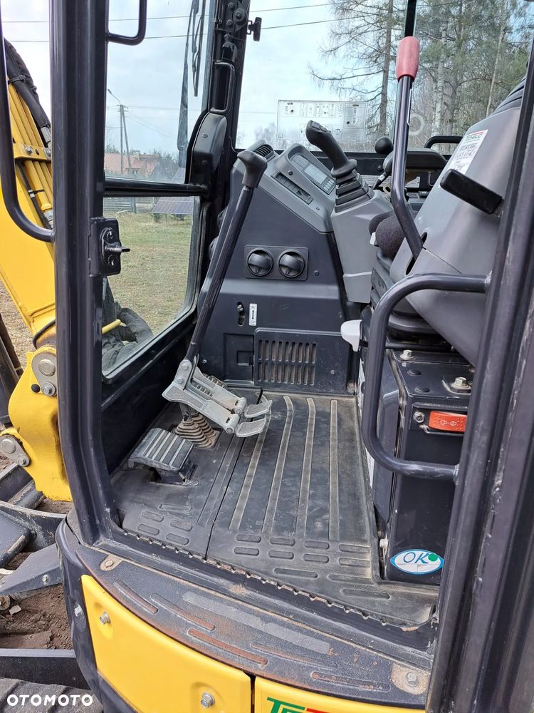Yanmar VIO33 - 17